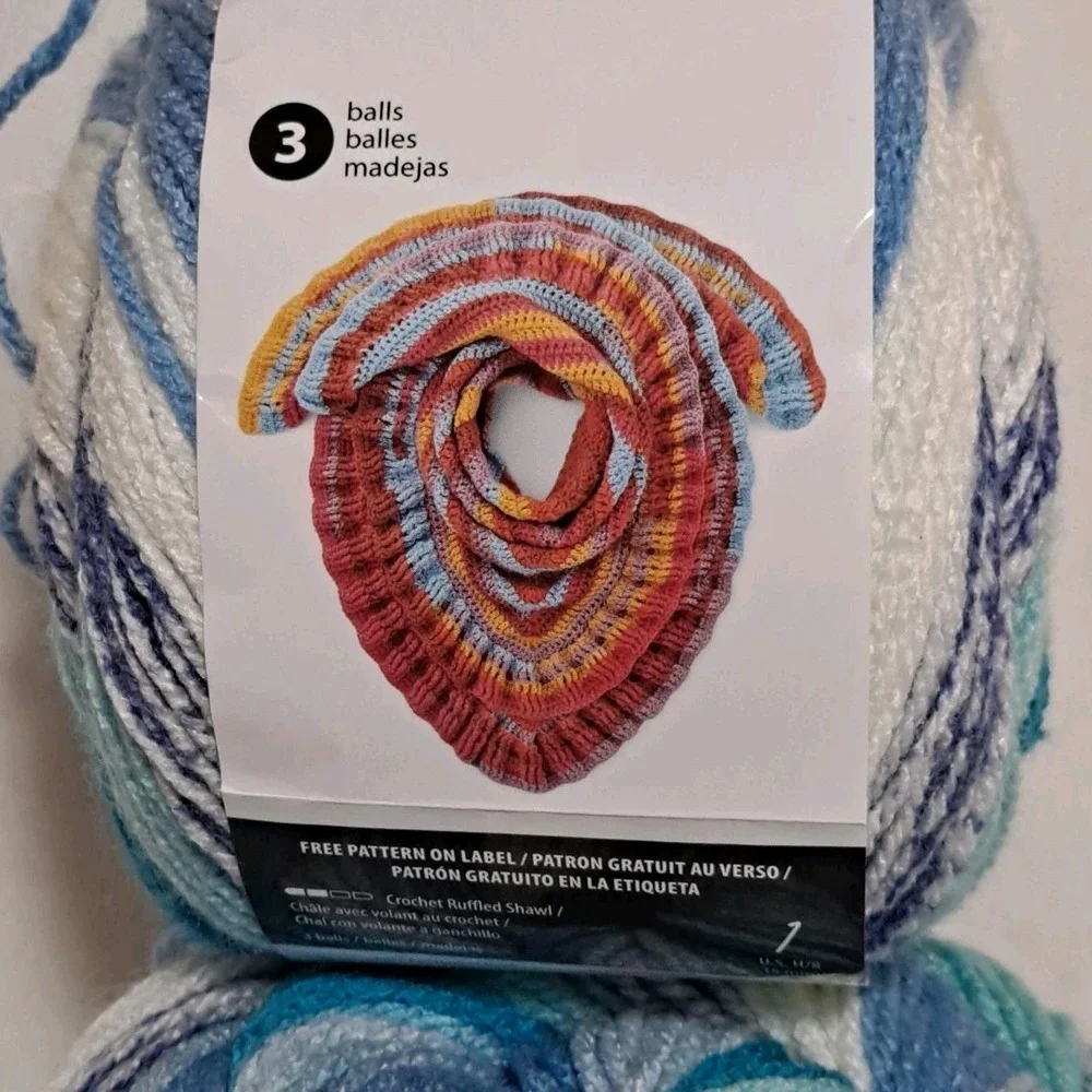 Brand New! Caron Cinnamon Swirl Cakes Yarn --Snow Cone - Free Shipping!